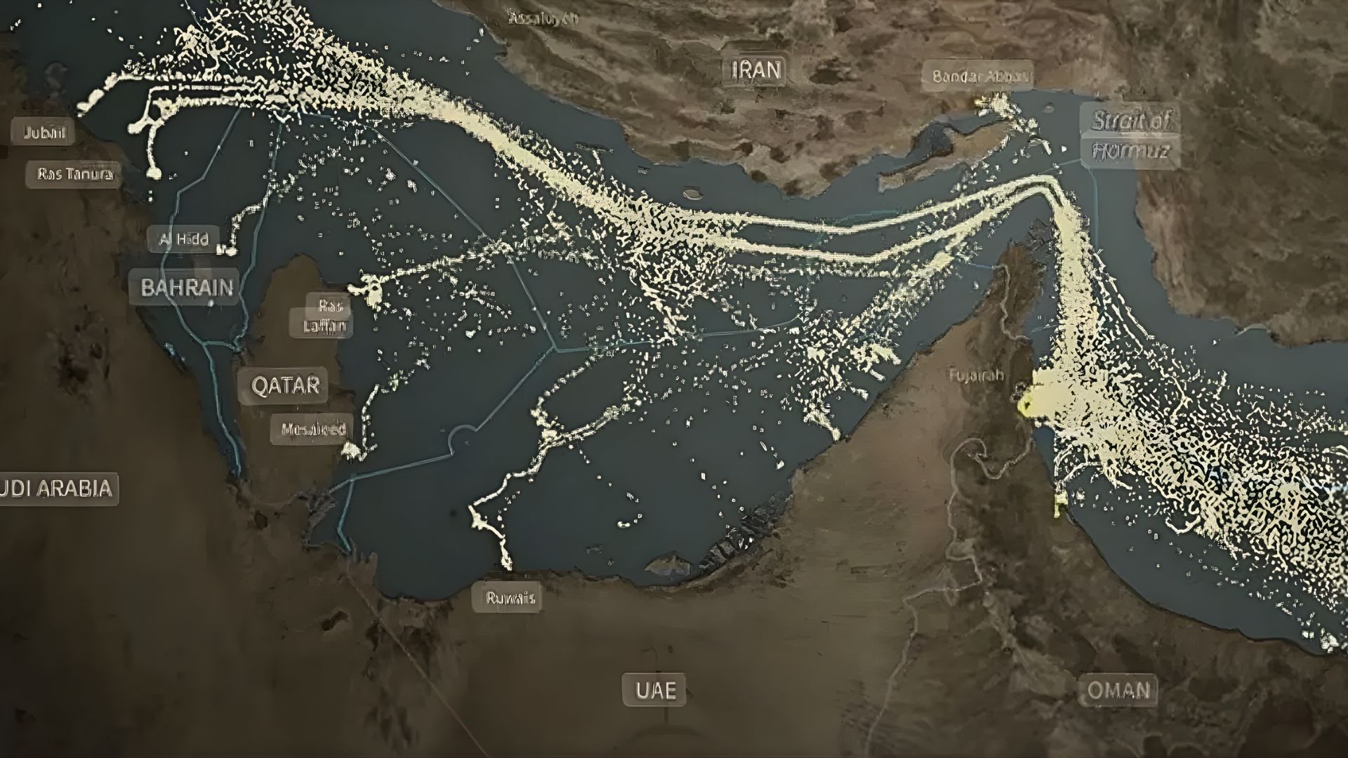 Iran Declares Strait of Hormuz “Completely Open” Amid Israel-Lebanon Ceasefire Truce