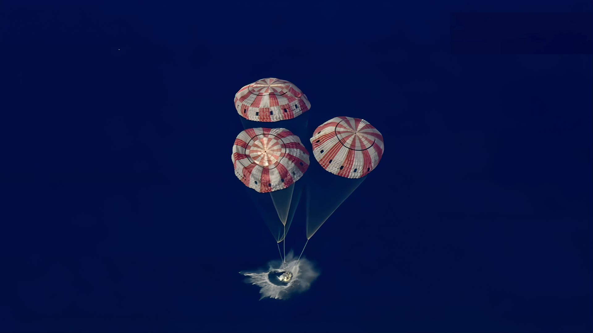 Artemis II Astronauts Emerge Safely After Historic Ocean Splashdown