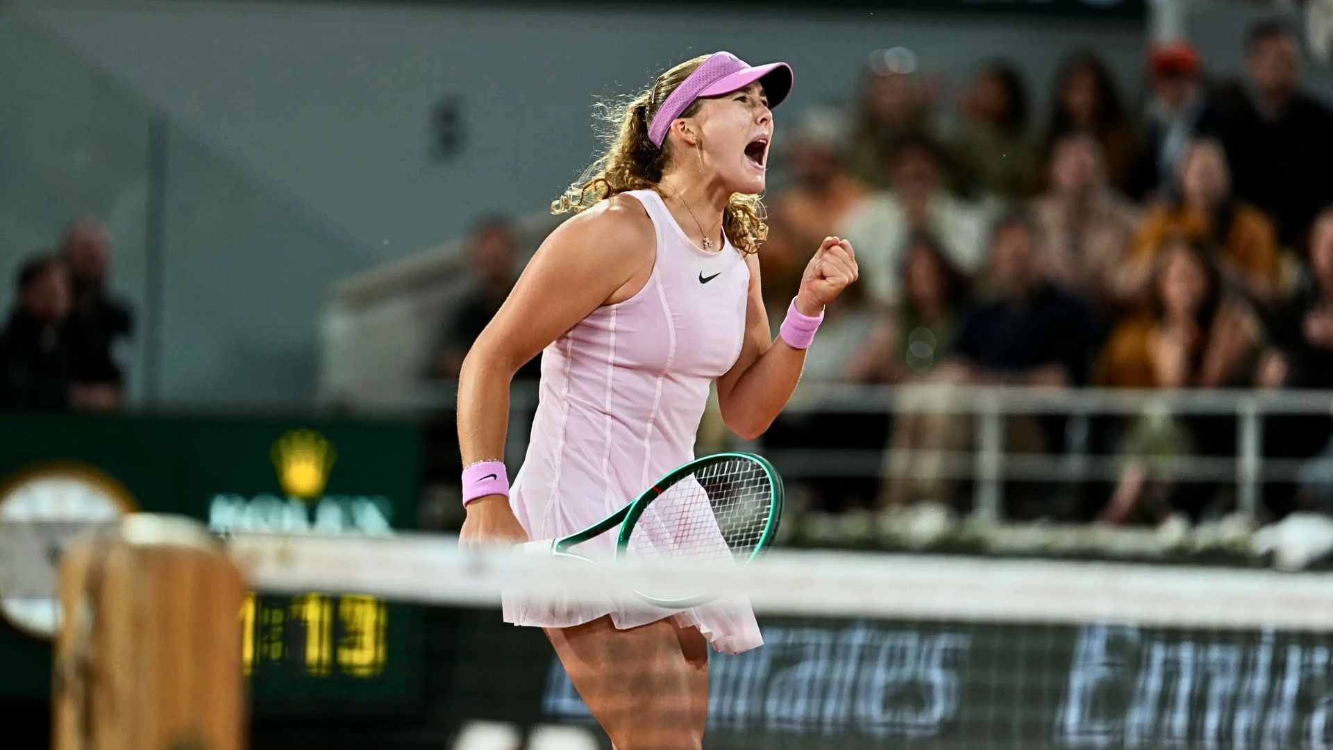 Andreeva Storms Into Her First Grand Slam Final at Roland-Garros