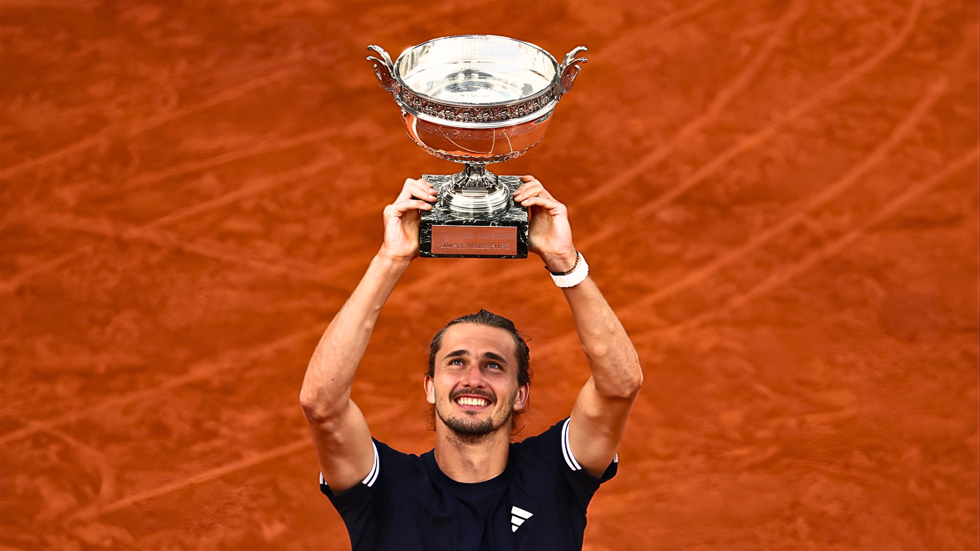 IT’S OVER,ZVEREV IS A GRAND SLAM CHAMPION AT LAST
